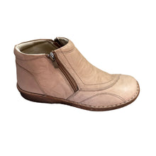 Load image into Gallery viewer, Cabello 5250-27 Boots