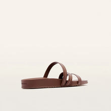 Load image into Gallery viewer, Frankie4 Cove Deep Tan