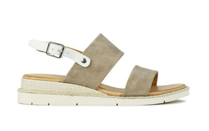 Clove Sandals