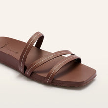 Load image into Gallery viewer, Frankie4 Cove Deep Tan
