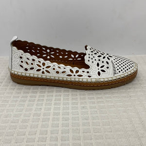 Pina White