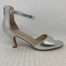 Load image into Gallery viewer, Dangle Silver
