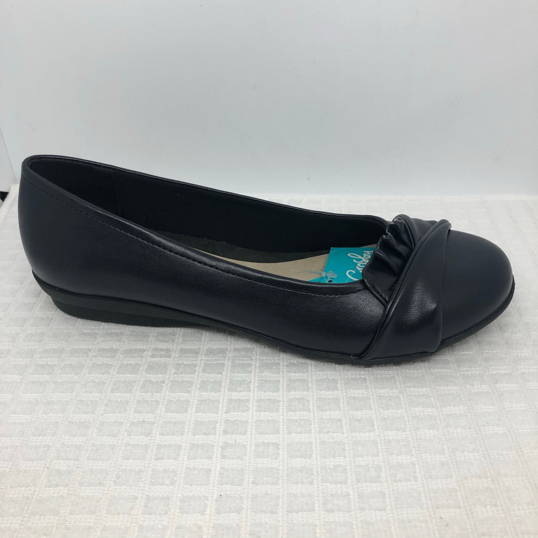Evie Navy