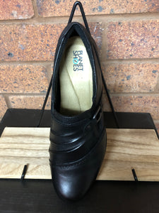Taplow 2 Black